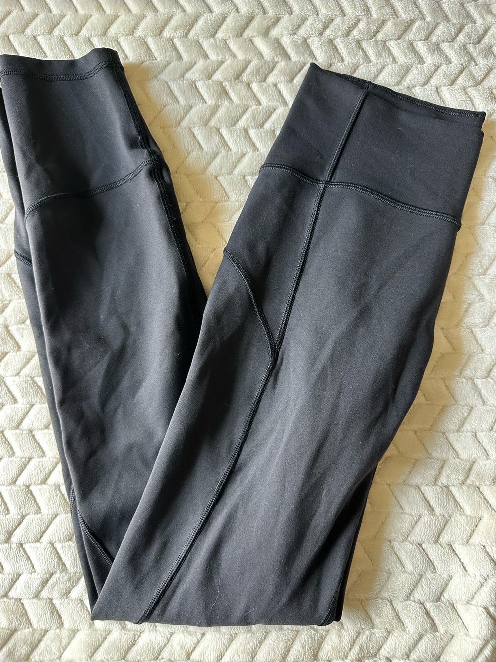 Lululemon In Movement 7/8 Tight Inseam 25" Size 4 Black